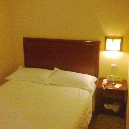Fengye Super8 Lujiazui Hotel Shanghai Buitenkant foto
